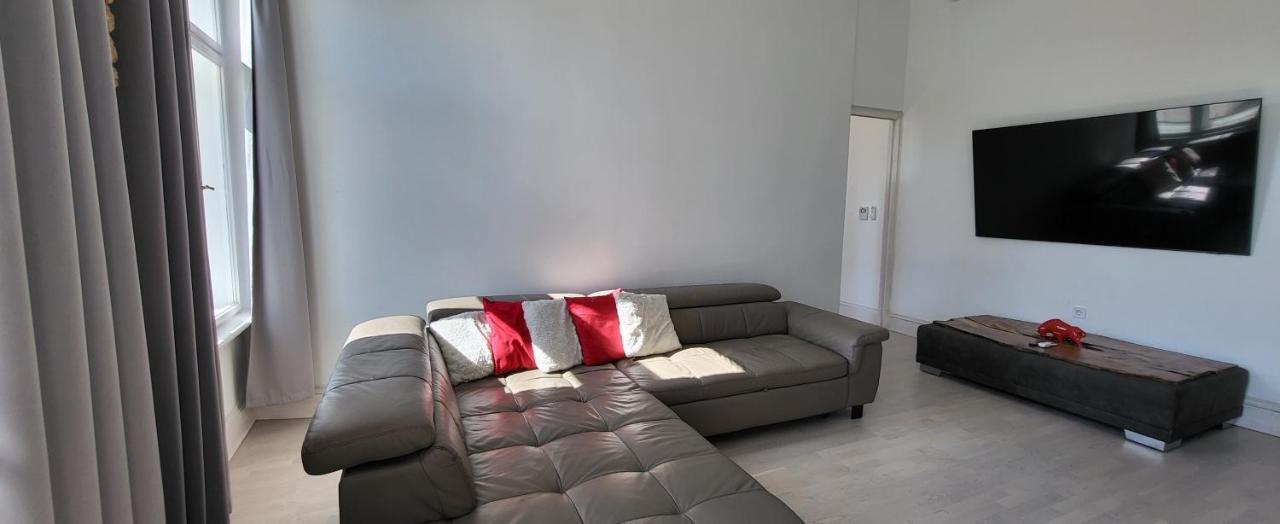 Tower Szeged Belvarosi Exkluziv Panoramas Apartman - Free Parking Dış mekan fotoğraf