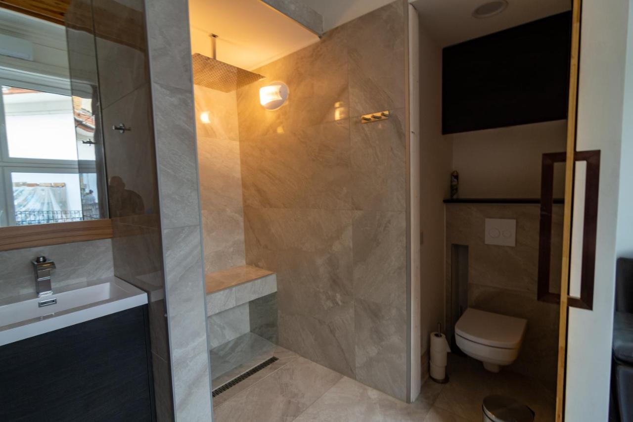 Tower Szeged Belvarosi Exkluziv Panoramas Apartman - Free Parking Dış mekan fotoğraf